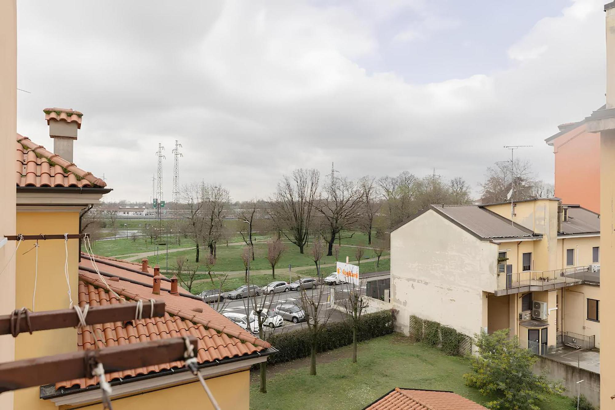 Santa Giulia Suite - 15 Minutes From City Centre ミラノ エクステリア 写真