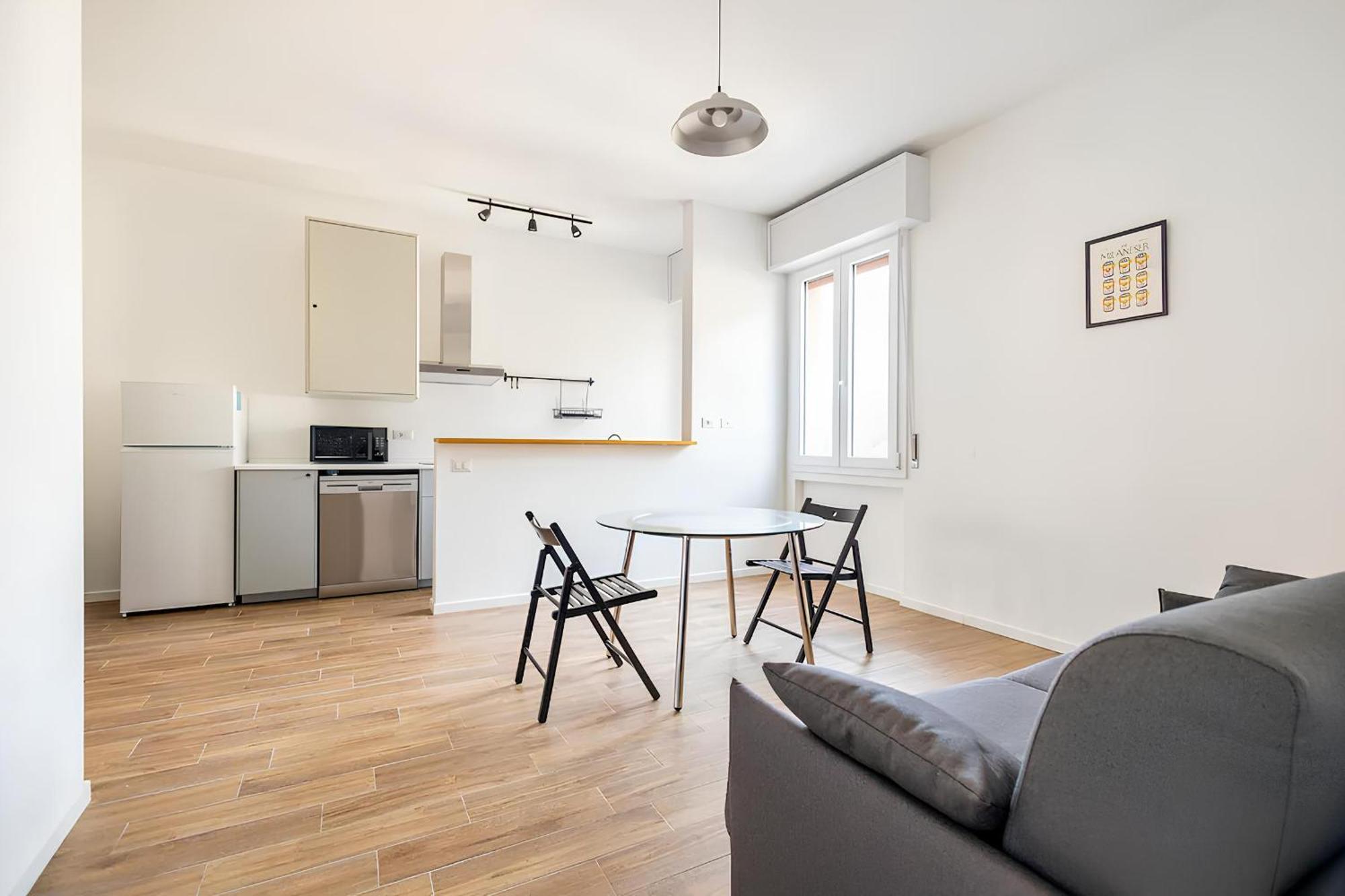 Santa Giulia Suite - 15 Minutes From City Centre ミラノ エクステリア 写真